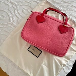 NWT Gucci Calfskin Heart Top Handle Bag Pink/Red